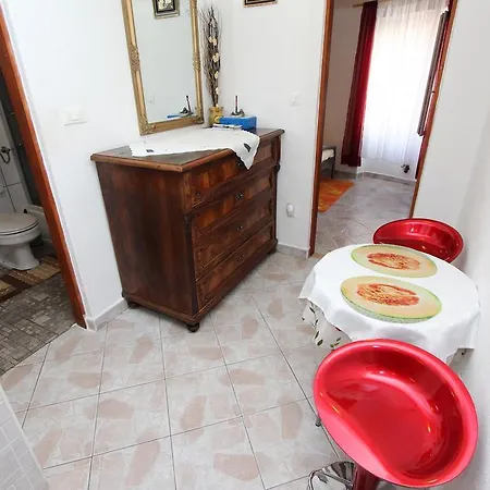 Apartment Alba *